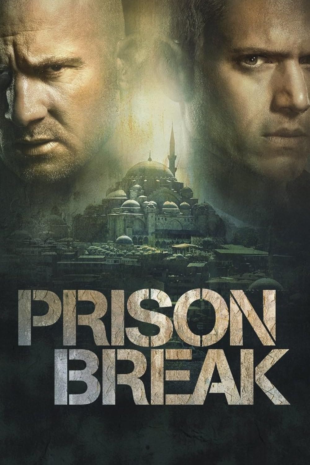 Two serious men’s faces loom above a grand mosque or palace in a dramatic, dark-toned image. The bold words Prison Break and IPTV Latino appear at the bottom, amplifying the suspenseful mood.